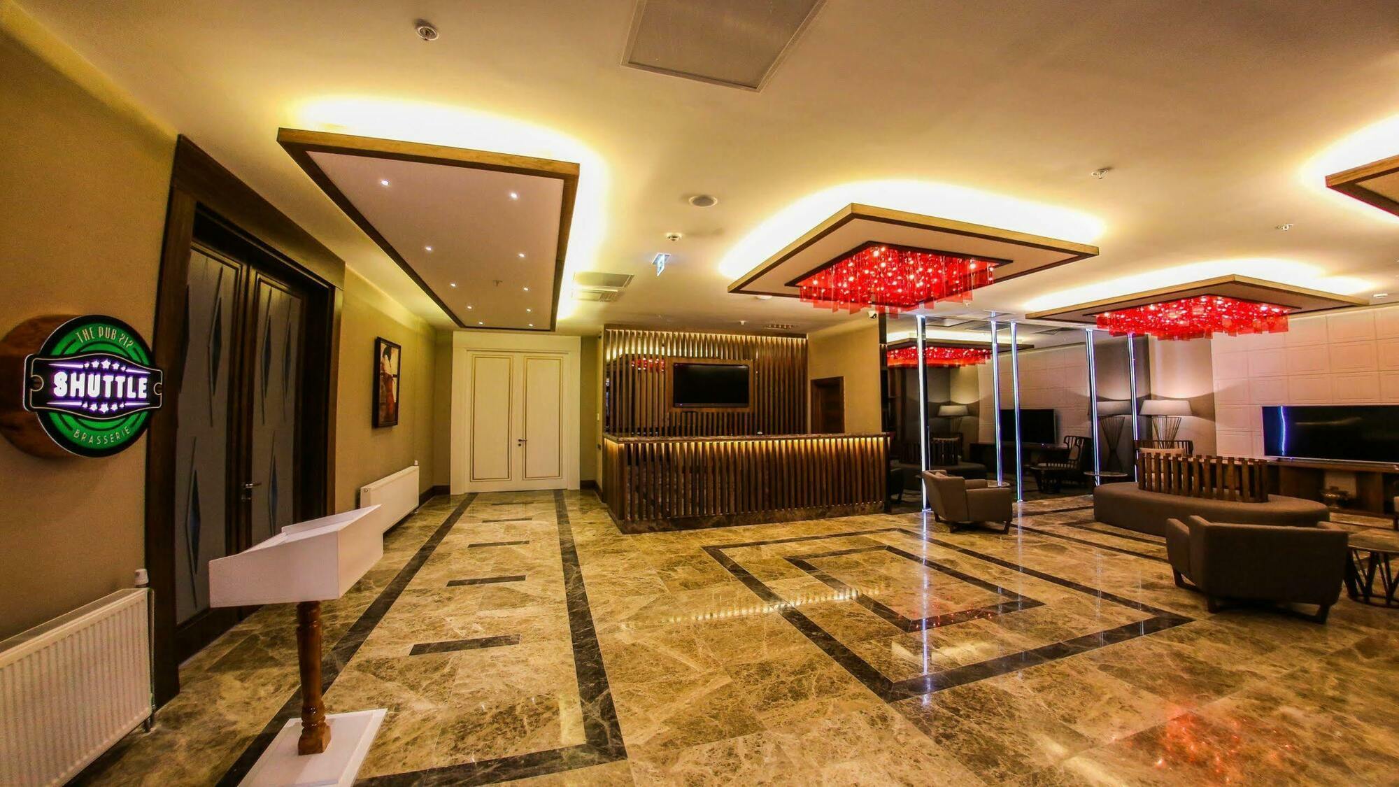 Ramada By Wyndham Nigde Hotel Екстериор снимка