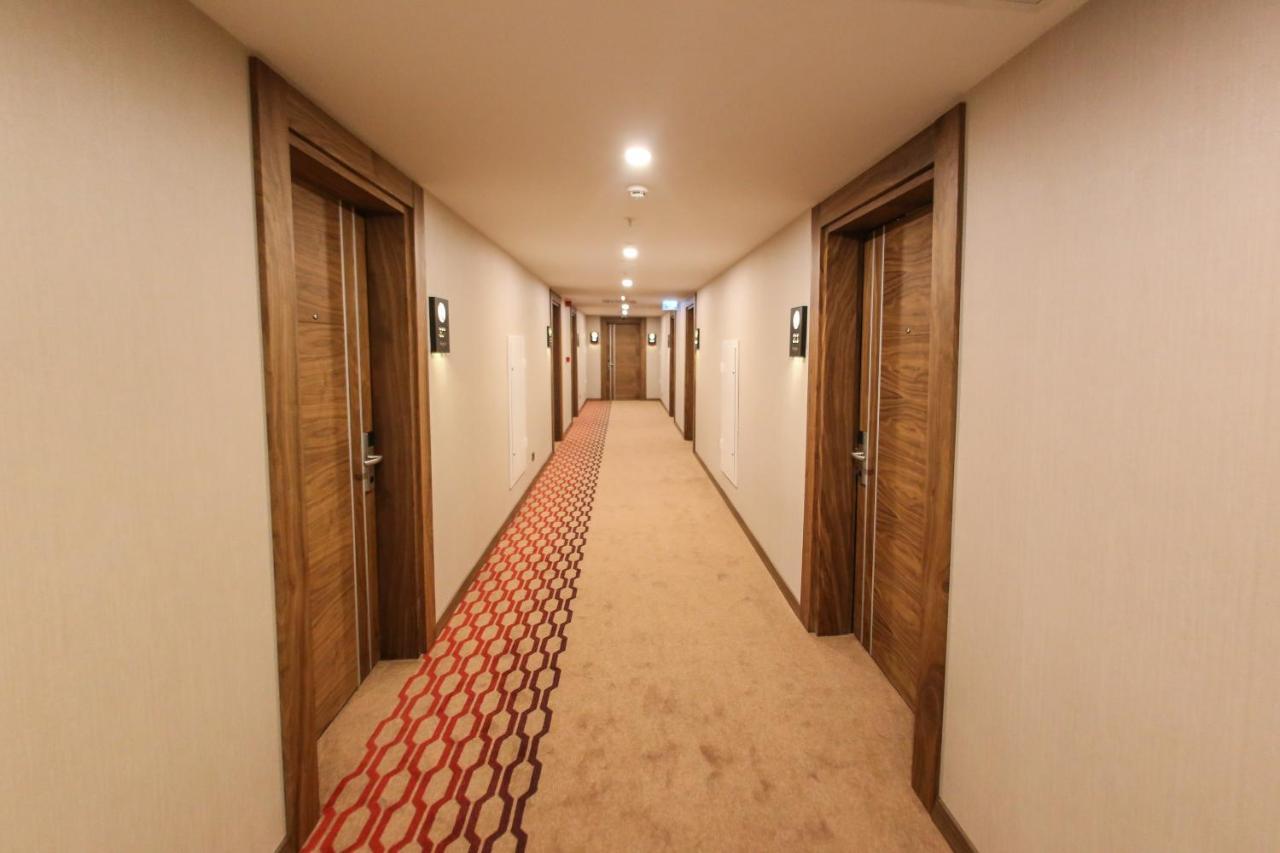 Ramada By Wyndham Nigde Hotel Екстериор снимка