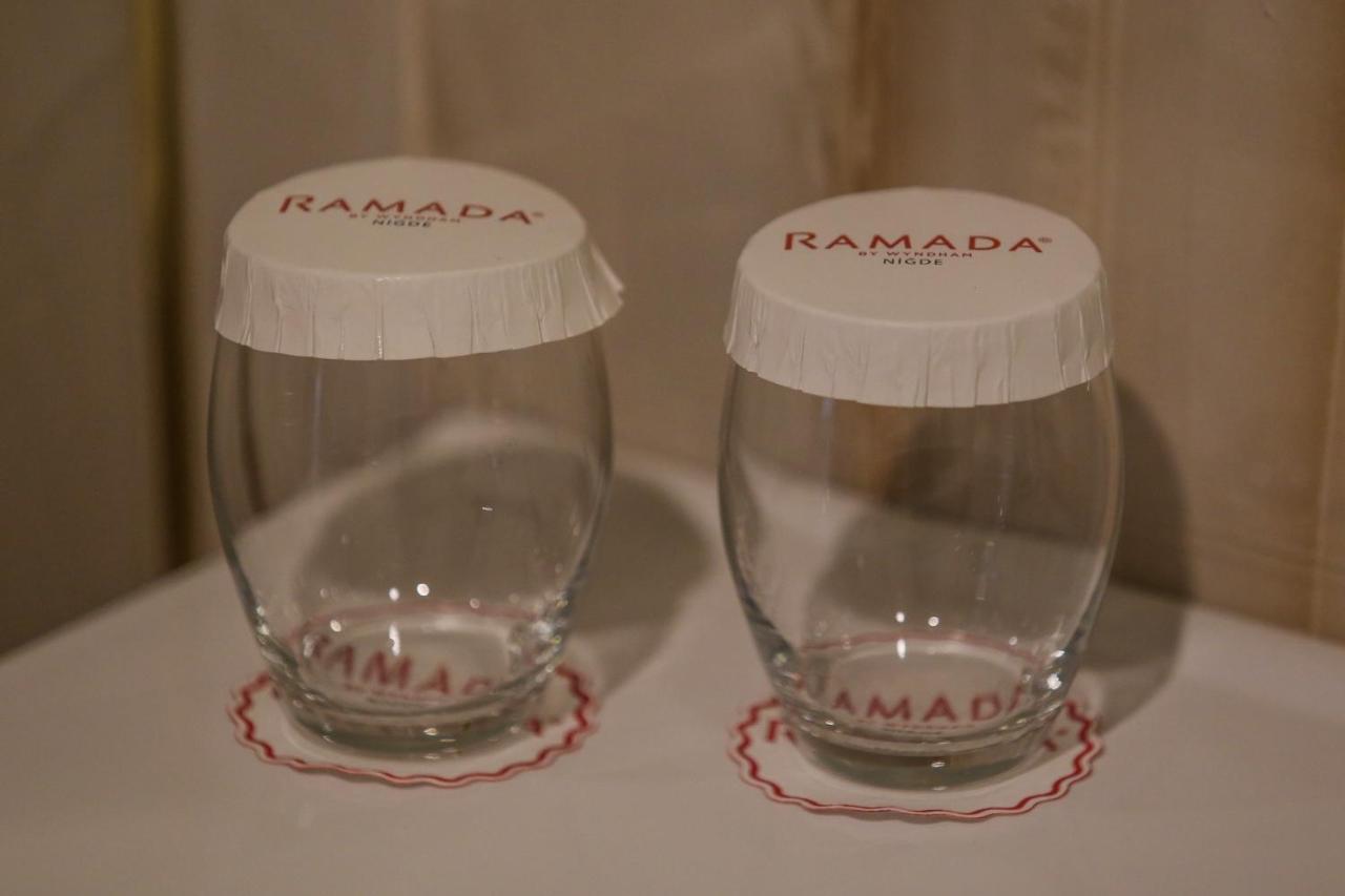 Ramada By Wyndham Nigde Hotel Екстериор снимка